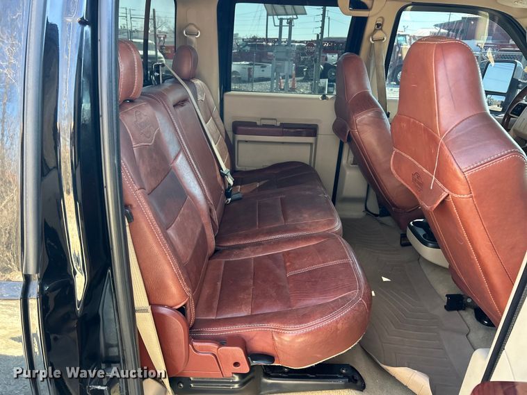 image for item ET6985 2008 Ford F250 Super Duty Crew Cab pickup truck