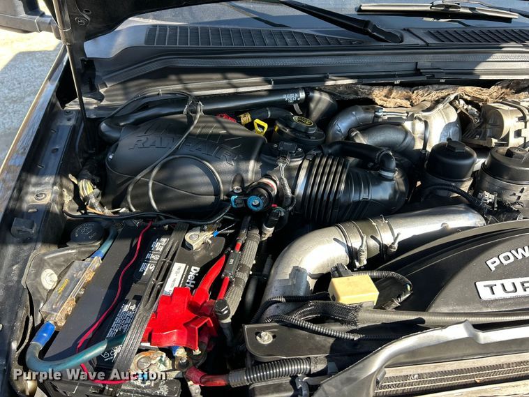 image for item ET6985 2008 Ford F250 Super Duty Crew Cab pickup truck