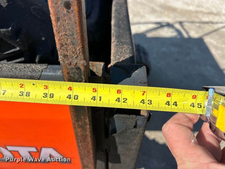 image for item ET6986 Kubota RTV-X900 utility vehicle