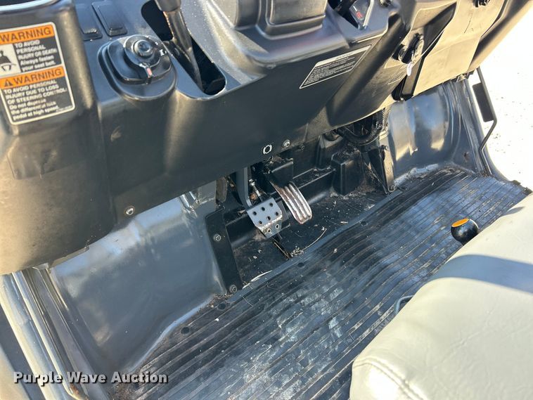 image for item ET6986 Kubota RTV-X900 utility vehicle