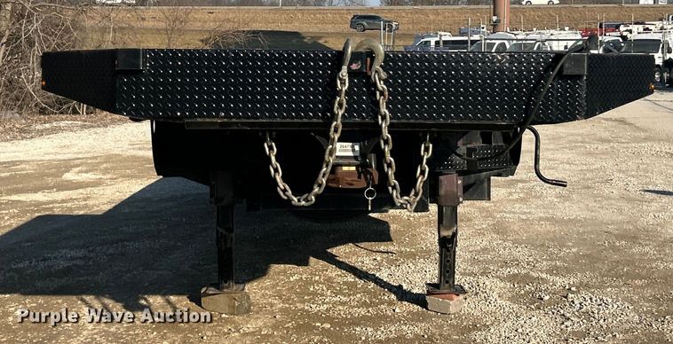 image for item ET6989 2022 Road Clipper Enterprises Diamond C equipment trailer