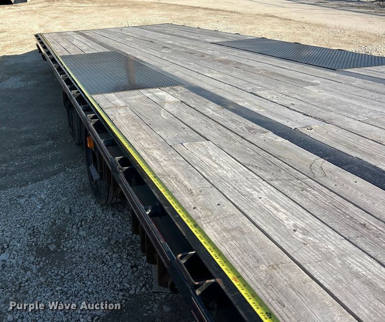 image for item ET6989 2022 Road Clipper Enterprises Diamond C equipment trailer