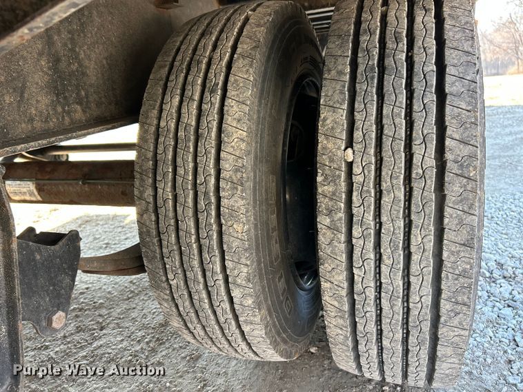 image for item ET6989 2022 Road Clipper Enterprises Diamond C equipment trailer