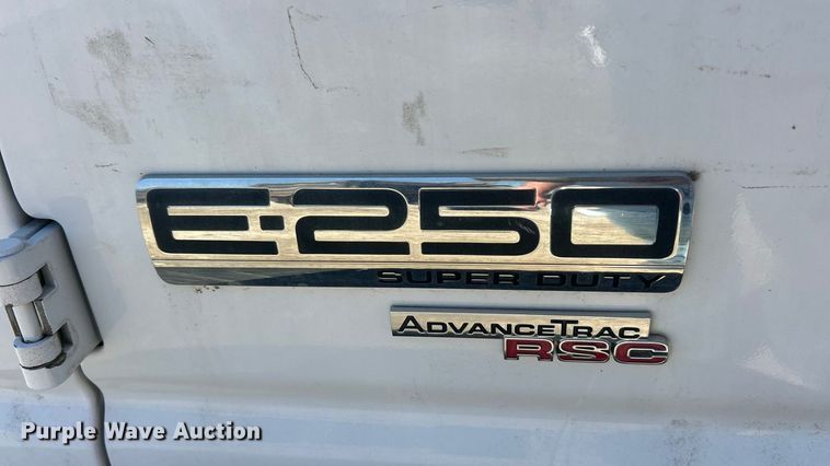 image for item ET6990 2012 Ford E250 Super Duty utility van