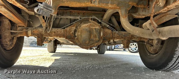 image for item ET6990 2012 Ford E250 Super Duty utility van