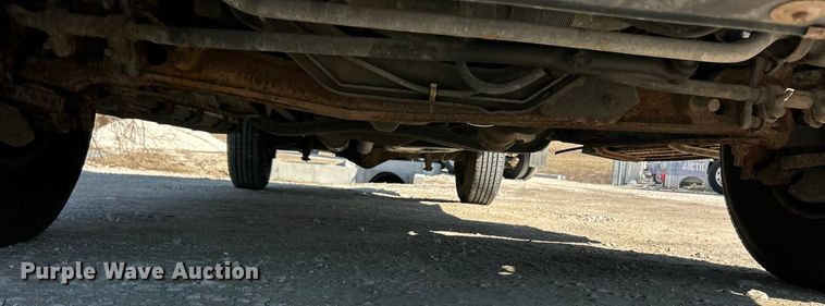 image for item ET6990 2012 Ford E250 Super Duty utility van