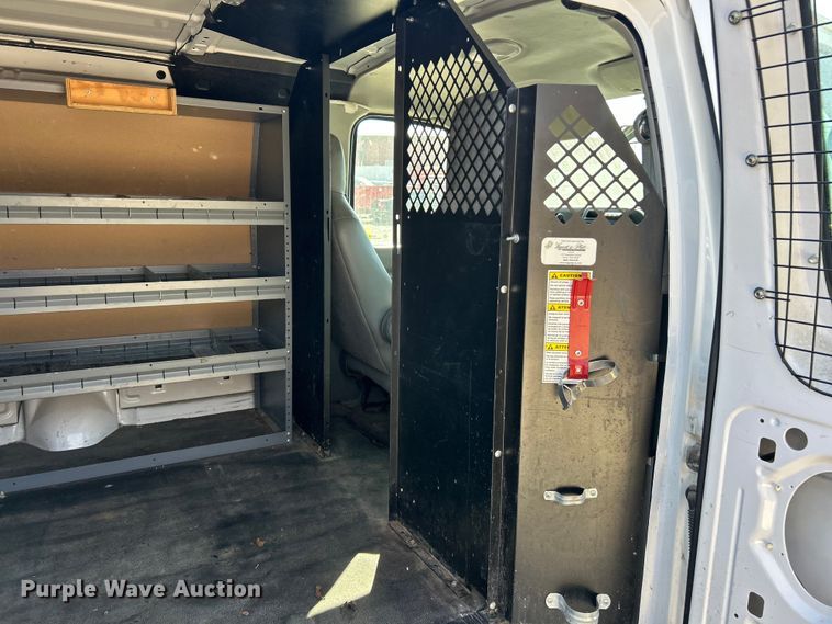image for item ET6990 2012 Ford E250 Super Duty utility van