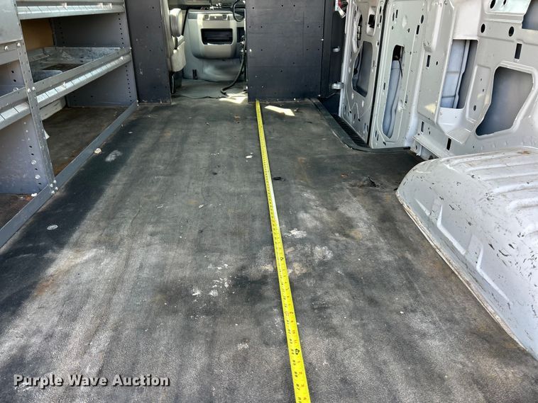 image for item ET6990 2012 Ford E250 Super Duty utility van