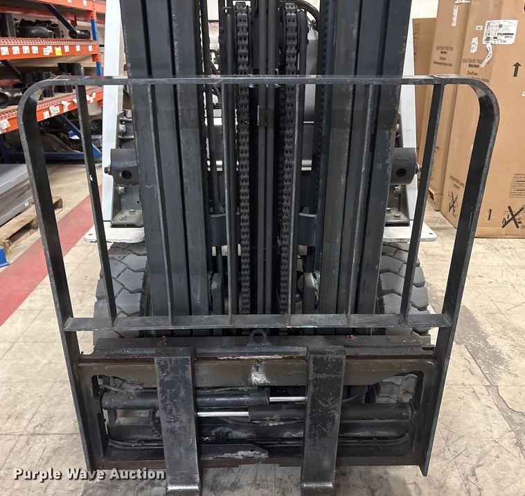 image for item ET8654 2017 UniCarriers PF50 forklift