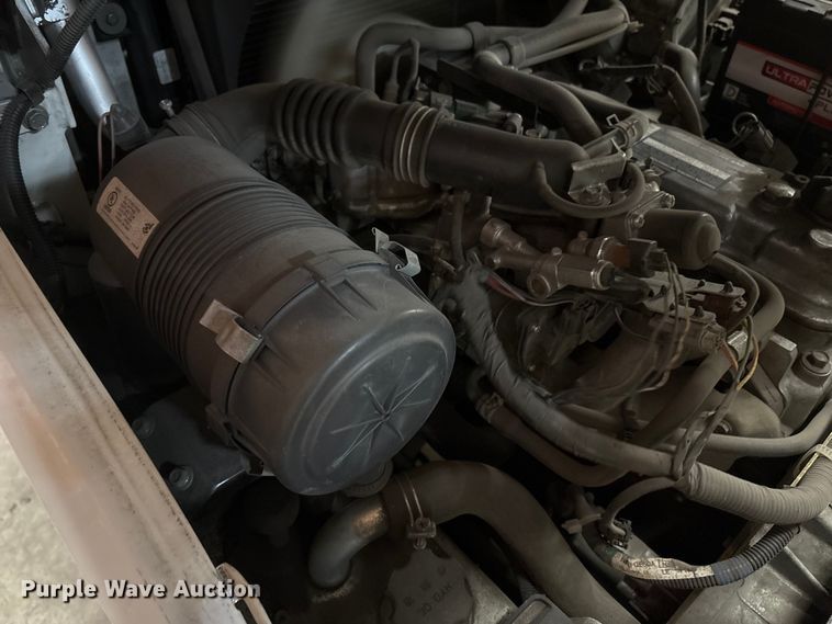 image for item ET8654 2017 UniCarriers PF50 forklift