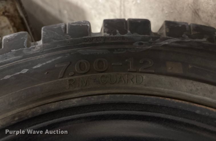 image for item ET8654 2017 UniCarriers PF50 forklift