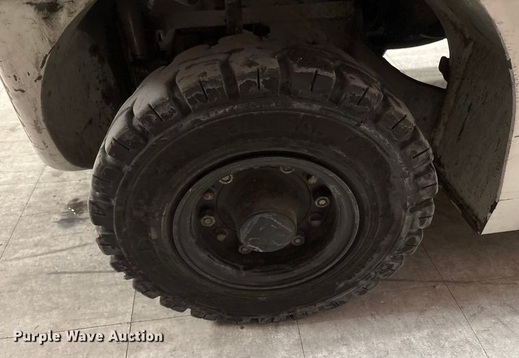 image for item ET8654 2017 UniCarriers PF50 forklift