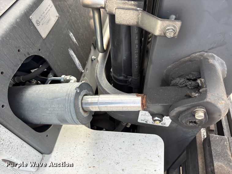 image for item EU0271 2018 UniCarriers PF110YLP forklift