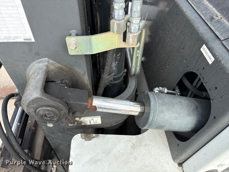 image for item EU0271 2018 UniCarriers PF110YLP forklift