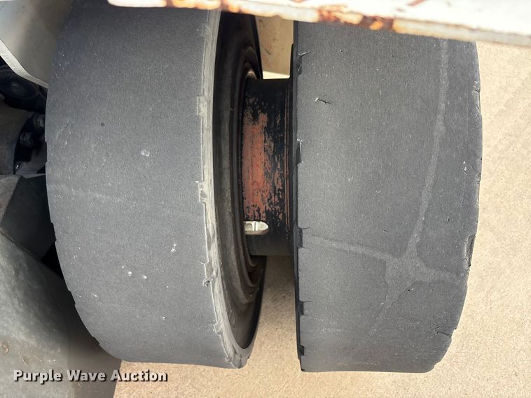 image for item EU0271 2018 UniCarriers PF110YLP forklift