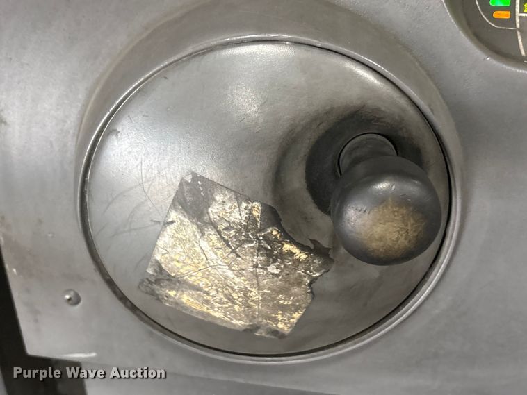 image for item EU0272 2016 Crown SP4050-30 order picker