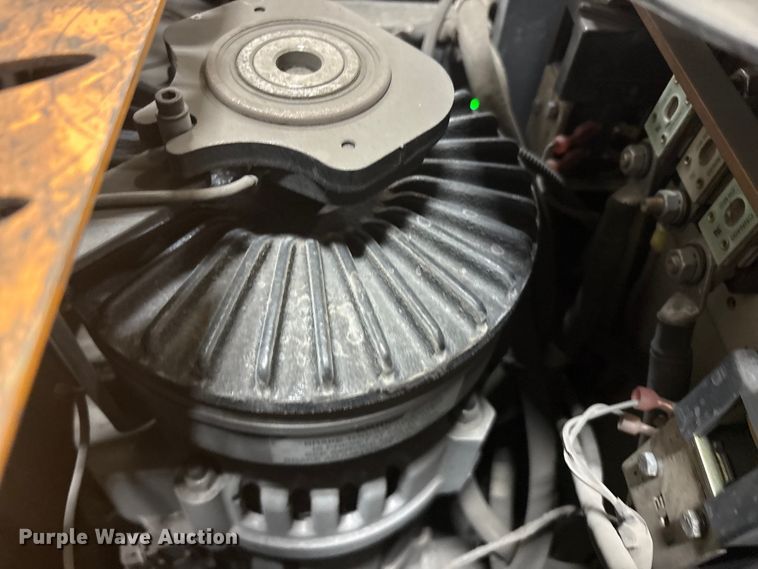 image for item EU0272 2016 Crown SP4050-30 order picker