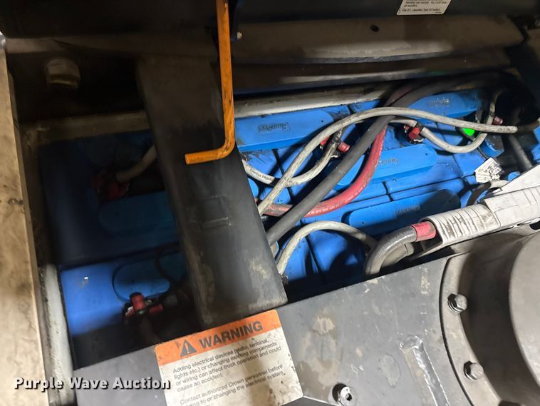 image for item EU0273 2019 Crown SP3520-30 order picker