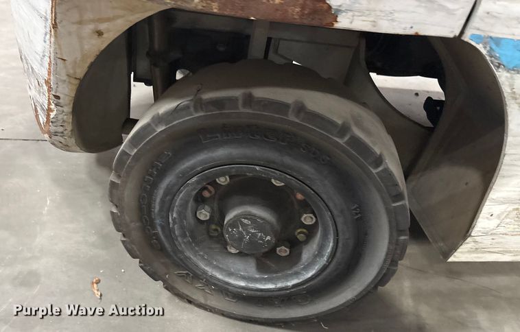 image for item EU0275 2016 UniCarriers PF50 forklift