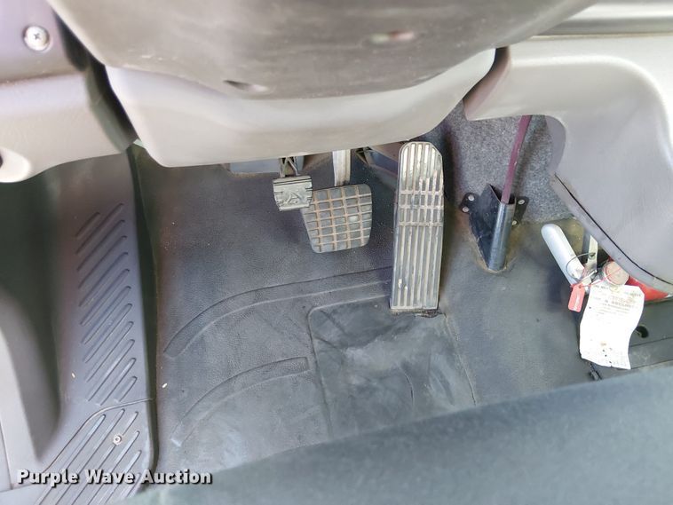 image for item EU2605 2014 Freightliner M2 delivery truck