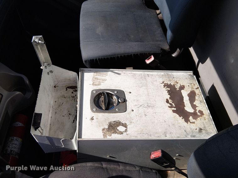 image for item EU2605 2014 Freightliner M2 delivery truck