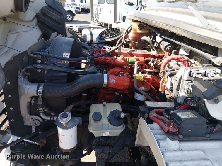 image for item EU2605 2014 Freightliner M2 delivery truck