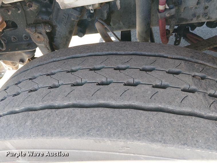 image for item EU2605 2014 Freightliner M2 delivery truck