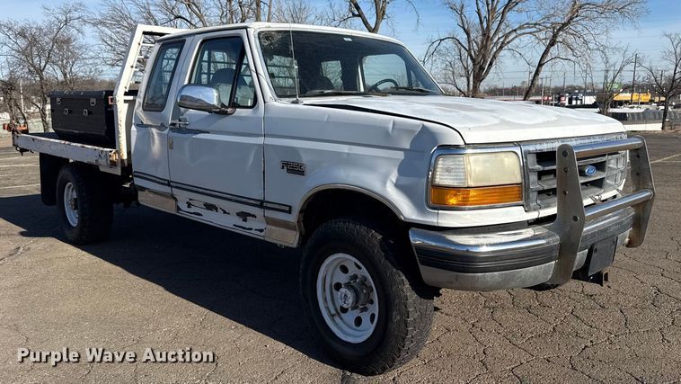 image for item EU4098 1995 Ford F250 Ext. Cab flatbed pickup truck