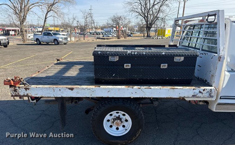 image for item EU4098 1995 Ford F250 Ext. Cab flatbed pickup truck