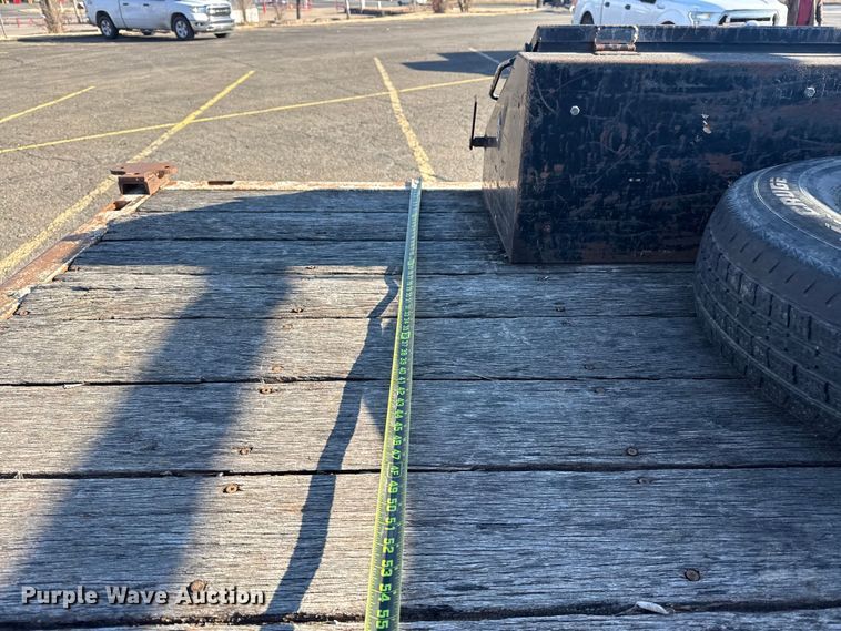 image for item EU4098 1995 Ford F250 Ext. Cab flatbed pickup truck