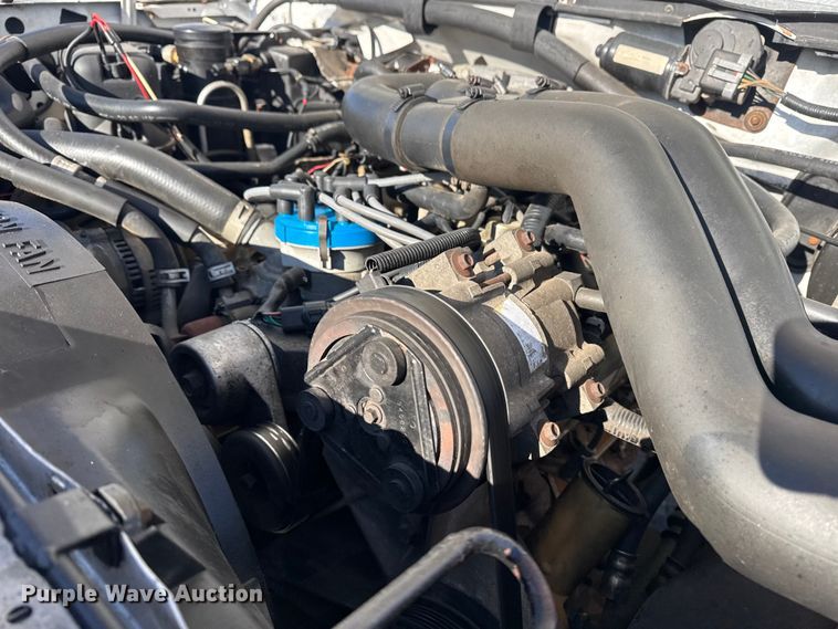 image for item EU4098 1995 Ford F250 Ext. Cab flatbed pickup truck