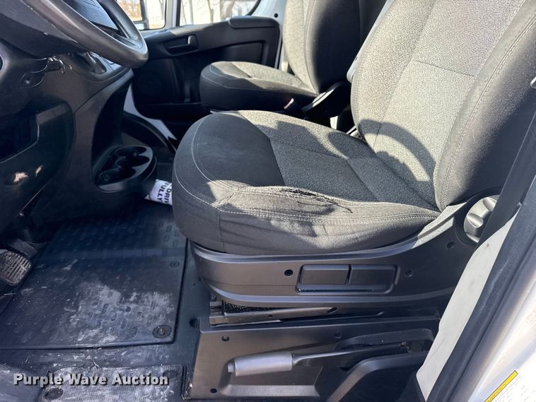 image for item EU4100 2014 RAM  Promaster 1500 delivery van