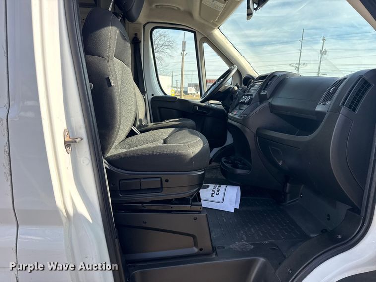 image for item EU4100 2014 RAM  Promaster 1500 delivery van