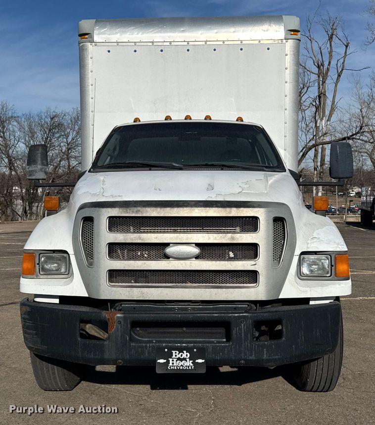 image for item EU4102 2007 Ford F650 Super Duty box truck