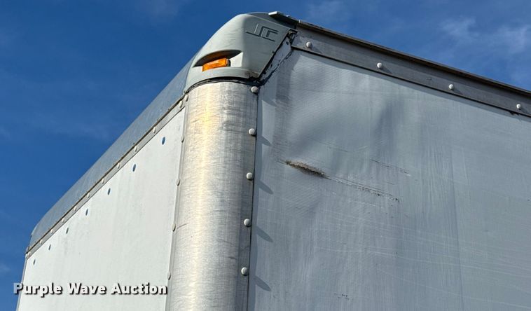 image for item EU4102 2007 Ford F650 Super Duty box truck