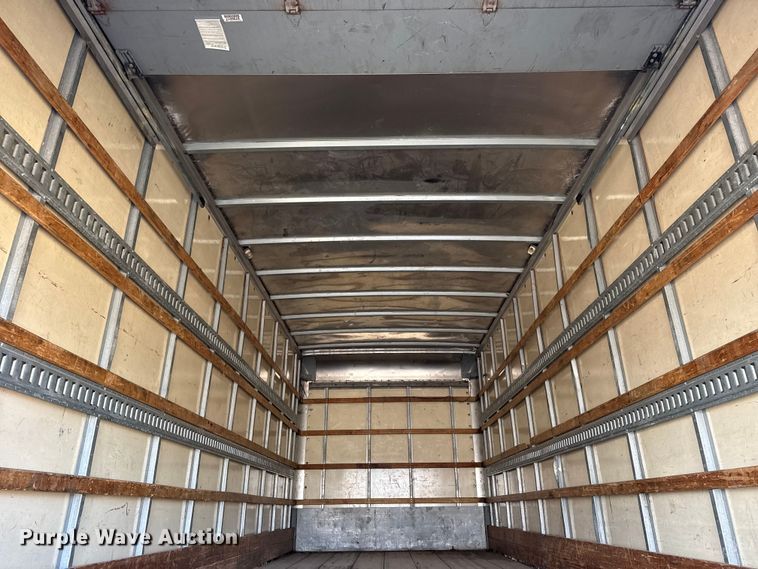 image for item EU4102 2007 Ford F650 Super Duty box truck