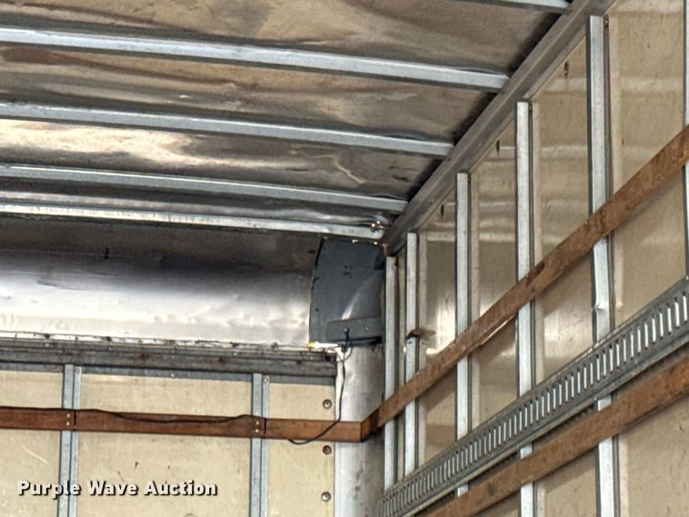 image for item EU4102 2007 Ford F650 Super Duty box truck