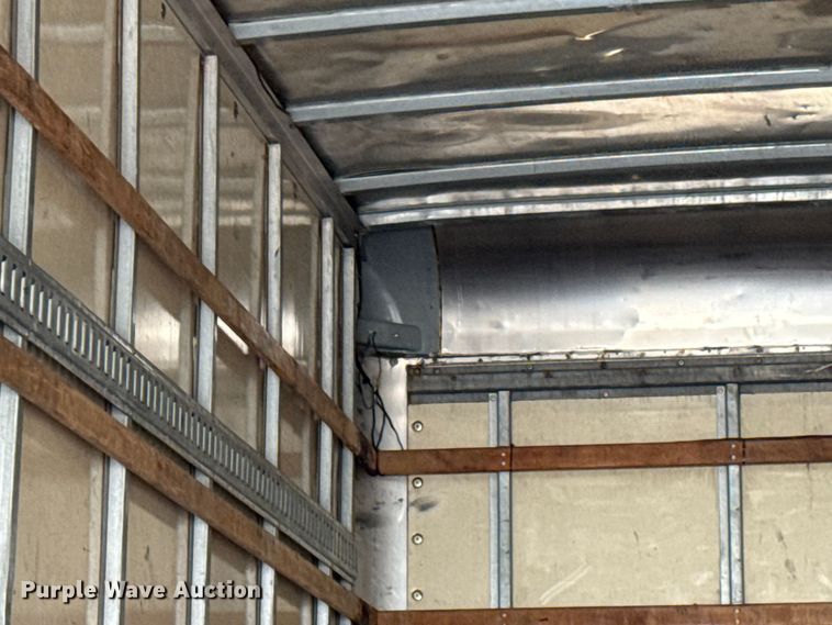 image for item EU4102 2007 Ford F650 Super Duty box truck