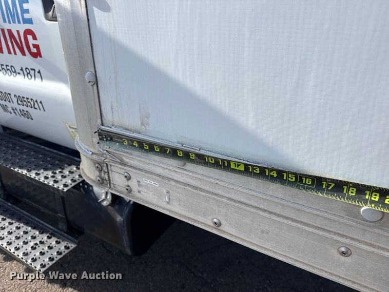 image for item EU4102 2007 Ford F650 Super Duty box truck