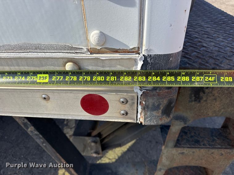 image for item EU4102 2007 Ford F650 Super Duty box truck