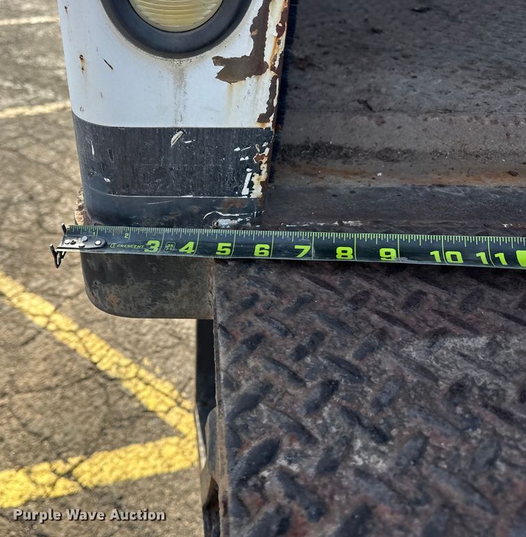 image for item EU4102 2007 Ford F650 Super Duty box truck