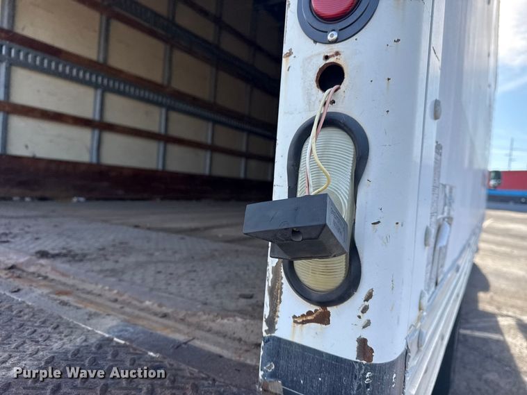 image for item EU4102 2007 Ford F650 Super Duty box truck