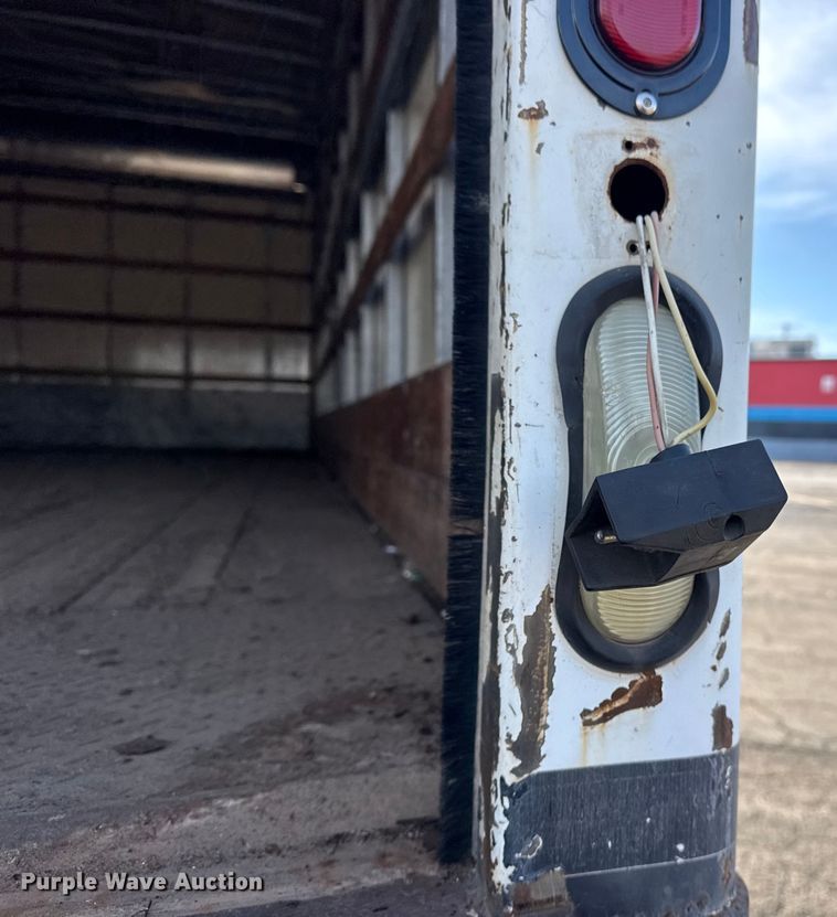 image for item EU4102 2007 Ford F650 Super Duty box truck