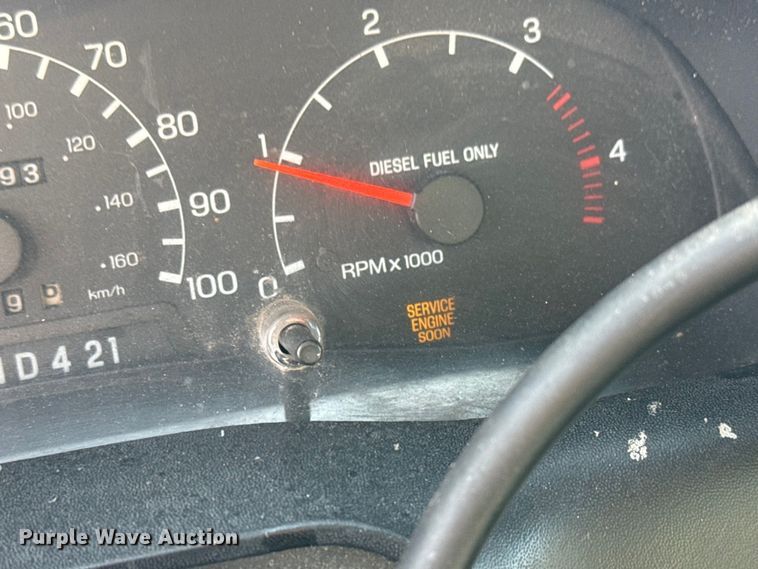 image for item EU4102 2007 Ford F650 Super Duty box truck