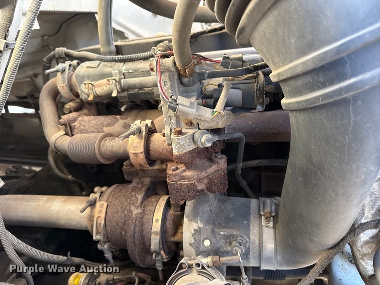 image for item EU4102 2007 Ford F650 Super Duty box truck