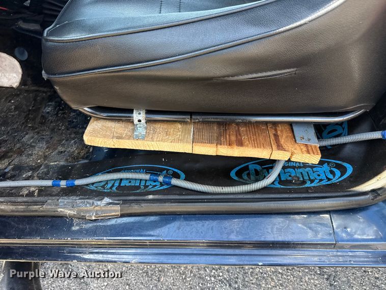 image for item EU4103 1991 Ford Ranger pickup truck