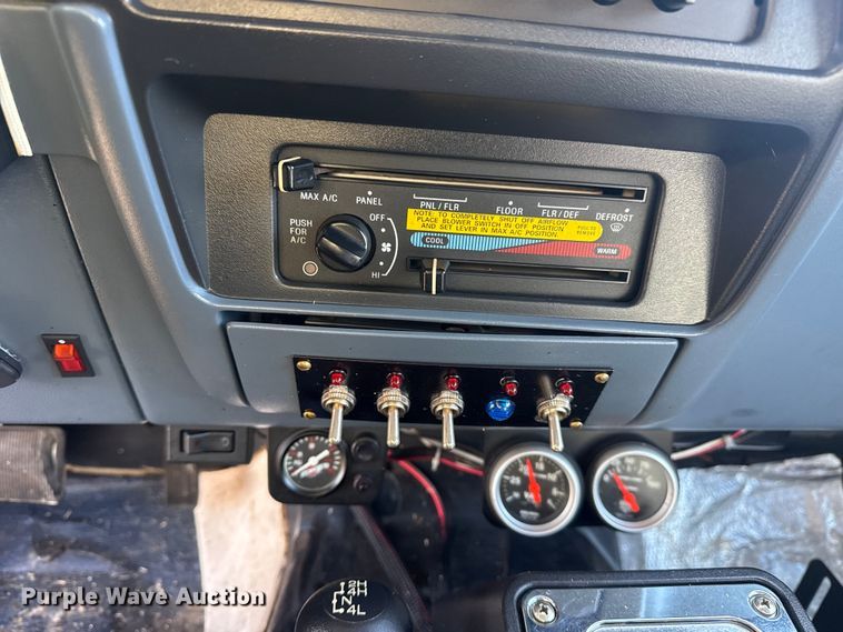 image for item EU4103 1991 Ford Ranger pickup truck