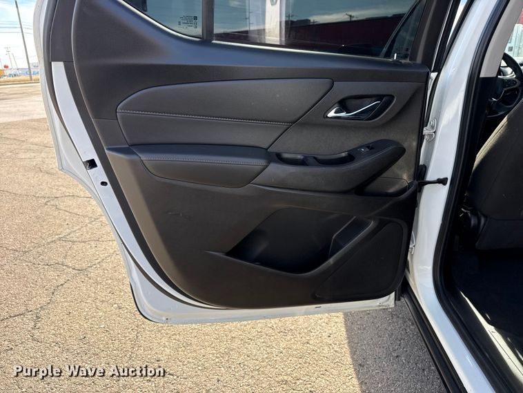 image for item EU4104 2020 Chevrolet Traverse SUV