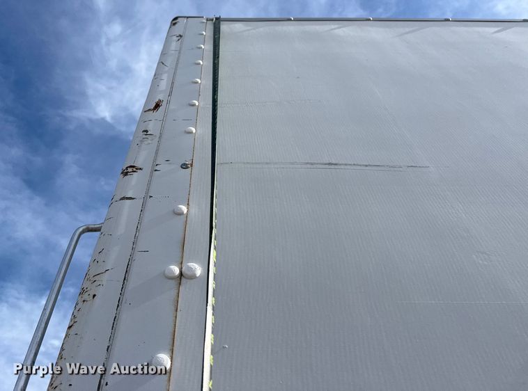 image for item EU4105 2007 GMC C7500 box truck