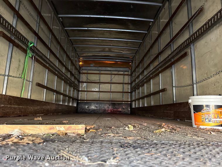 image for item EU4105 2007 GMC C7500 box truck